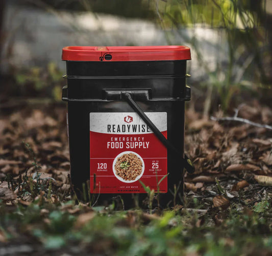 Pronto per le emergenze: dai il via alla sicurezza con la preparazione essenziale di cibo e acqua!